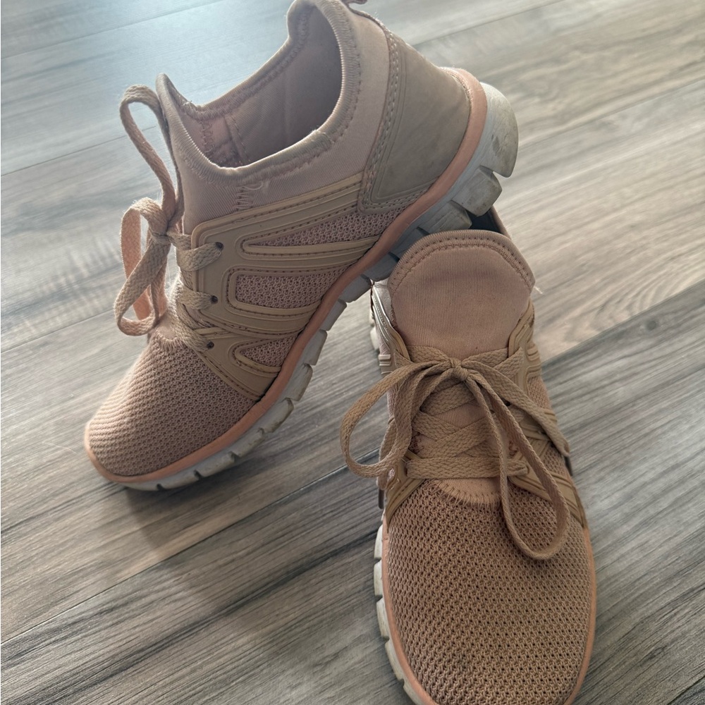 US POLO SHOES size 6.5 in used condition